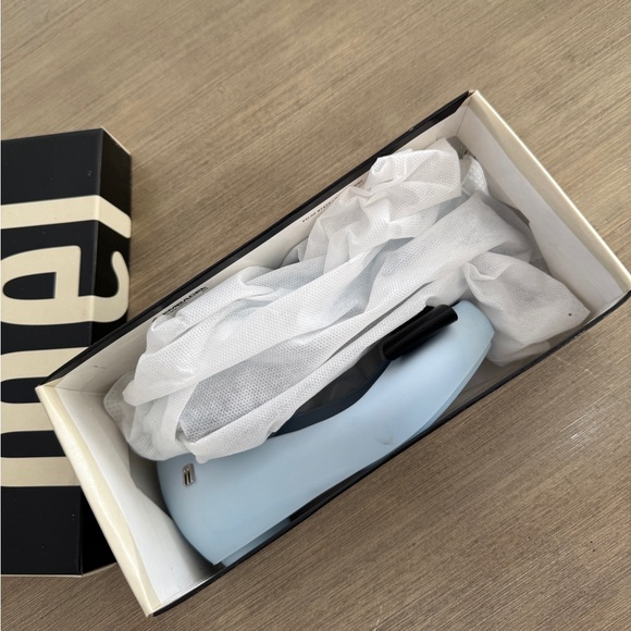 MINI MELISSA -
MEL DREAMED BY MELISSA ALICE IN WONDERLAND SHOES - Picture 4 of 11